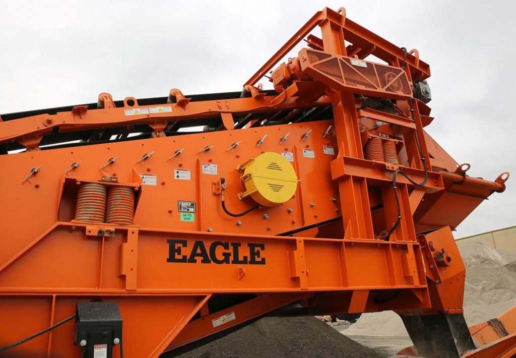 Eagle Crusher Two-Deck Inclined Screen